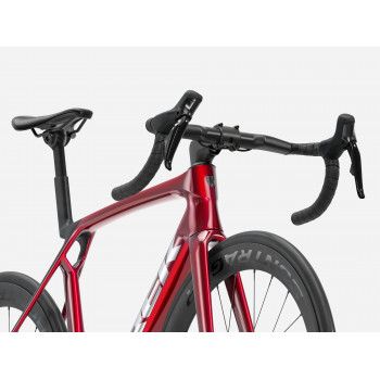 Madone SL 7 Gen 8 Gloss Fury Red/Matte Deep Smoke