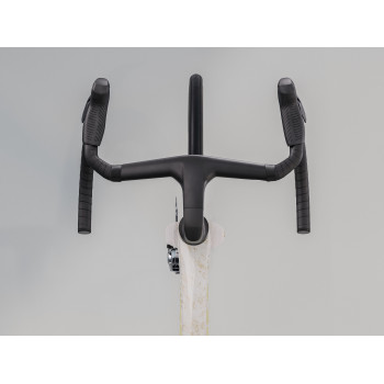 Madone SLR 9 AXS Gen 8 Era White/Supernova Marble