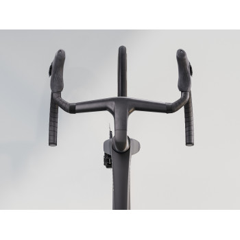 Madone SLR 9 Gen 8 Matte Carbon Smoke/Prismatic Pearl