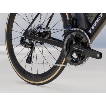 Madone SLR 9 Gen 8 Matte Carbon Smoke/Prismatic Pearl