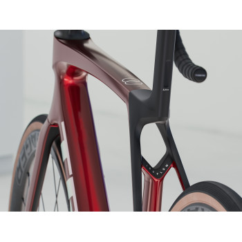 Madone SL 6 Gen 8 Crimson