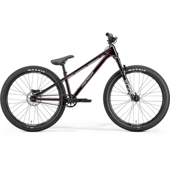 DIRT 700 tmavá burgundsko čierna metalíza