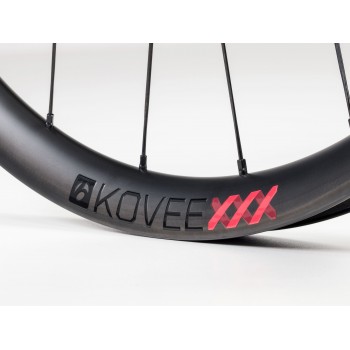 Horské kolo Bontrager Kovee XXX Boost TLR 29 MTB