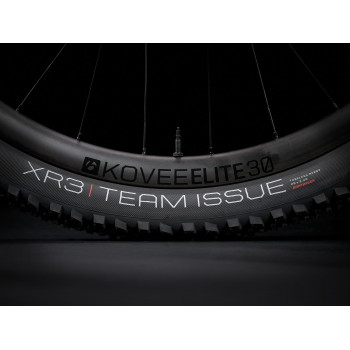 Top Fuel 9.8 GX CARBON BLUE SMOKE/RADIOACTIVE CORAL