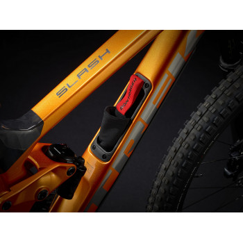 Slash 9.8 XT Gen 5 FACTORY ORANGE/CARBON SMOKE