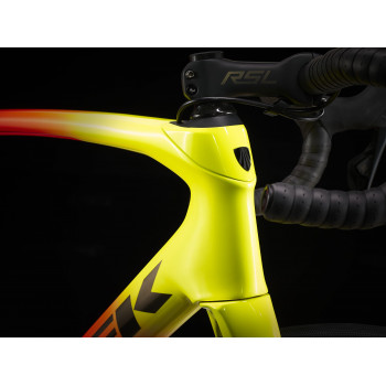 Domane SLR 9 Gen 3 RADIOACTIVE CORAL TO YELLOW FADE