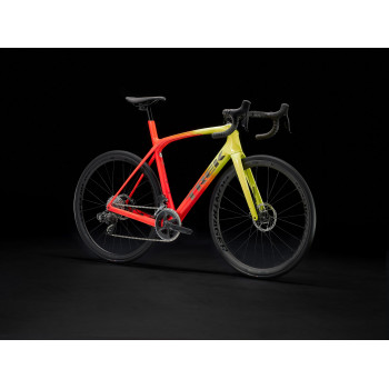 Domane SL 6 AXS Gen 3 RADIOACTIVE CORAL TO YELLOW FADE