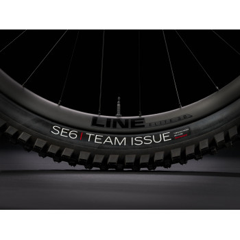 Slash 9.8 GX AXS Gen 5 SATIN BAJA YELLOW