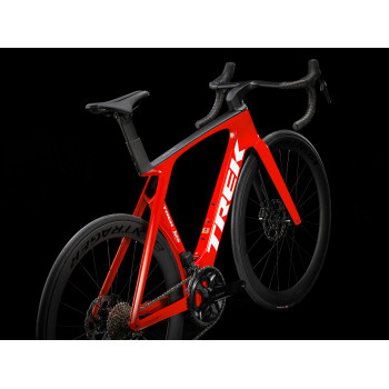 Madone SLR 6 Gen 7 VIPER RED