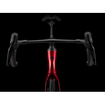 Madone SLR 6 Gen 7 METALLIC RED SMOKE TO RED CARBON SMOKE