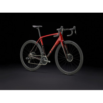 Domane SLR 7 AXS Gen 4 METALLIC RED SMOKE TO RED CARBON SMOKE