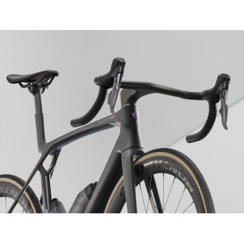 Madone SLR 7 AXS Gen 8 Matte/Gloss Carbon Smoke