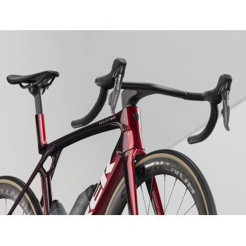 Madone SLR 7 AXS Gen 8 Carbon Red Smoke