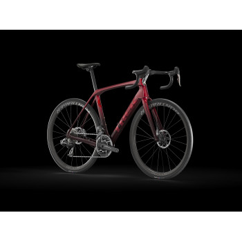 Domane SLR 9 AXS Gen 4 Metallic Red Smoke to Red Carbon Smoke