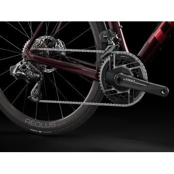 Domane SLR 9 AXS Gen 4 Metallic Red Smoke to Red Carbon Smoke