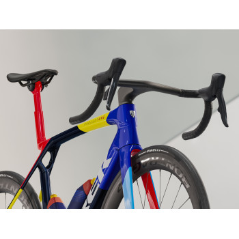 Madone SLR 8 AXS Gen 8 Navy Smoke