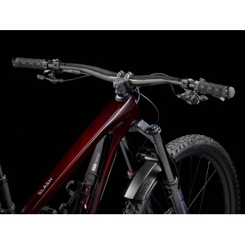 Slash 9.8 XT Gen 6 Carbon Red Smoke