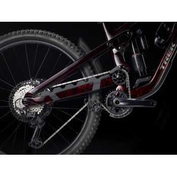 Slash 9.8 XT Gen 6 Carbon Red Smoke