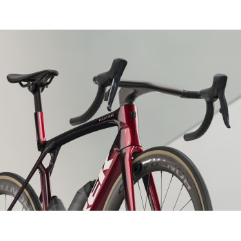 Madone SLR 8 AXS Gen 8 Carbon Red Smoke