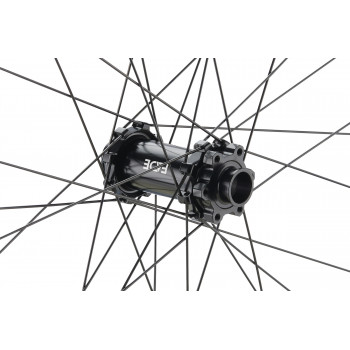 NEWMEN Forge 30 Base 29\"  15x110 6D, predné koleso