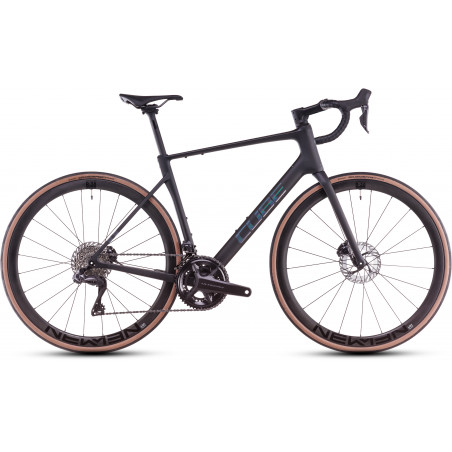 Attain C:62 SLT carbon´n´rainbow 2025